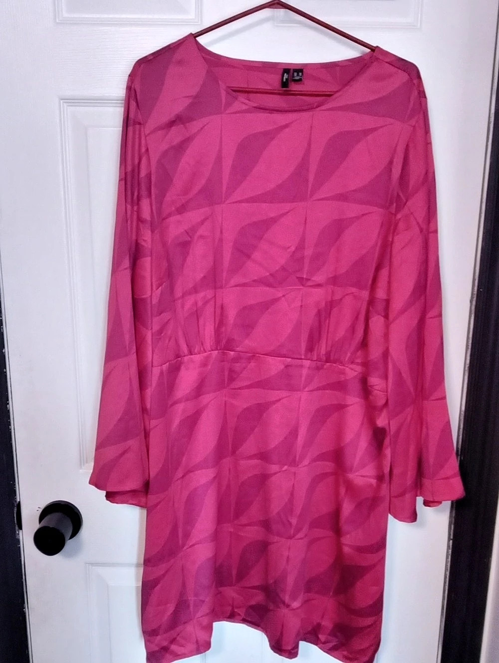 VERO MODA Abstract Mini Dress in Pink Size 18
